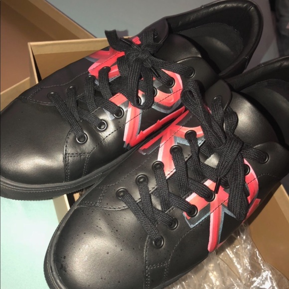 Burberry Men Shoes - Picture 1 of 4